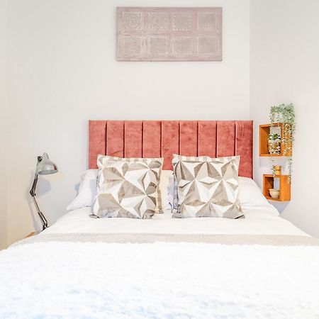 Fabulous New 1 Bedroom Ground Floor Flat Morecambe Luaran gambar